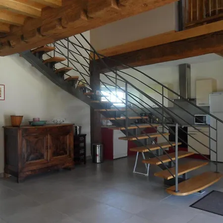 Spacieux Avec Jardin, Terrasse, Bbq Et Cheminee - Fr-1-489-4 Holiday home *