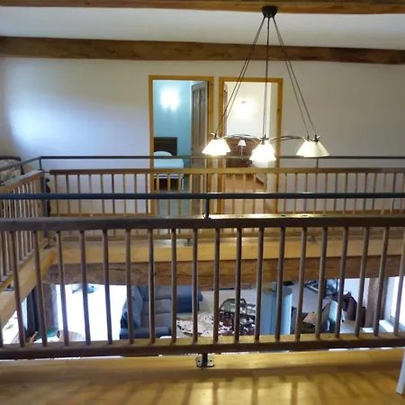 Spacieux Avec Jardin, Terrasse, Bbq Et Cheminee - Fr-1-489-4 Chirat-l'Eglise